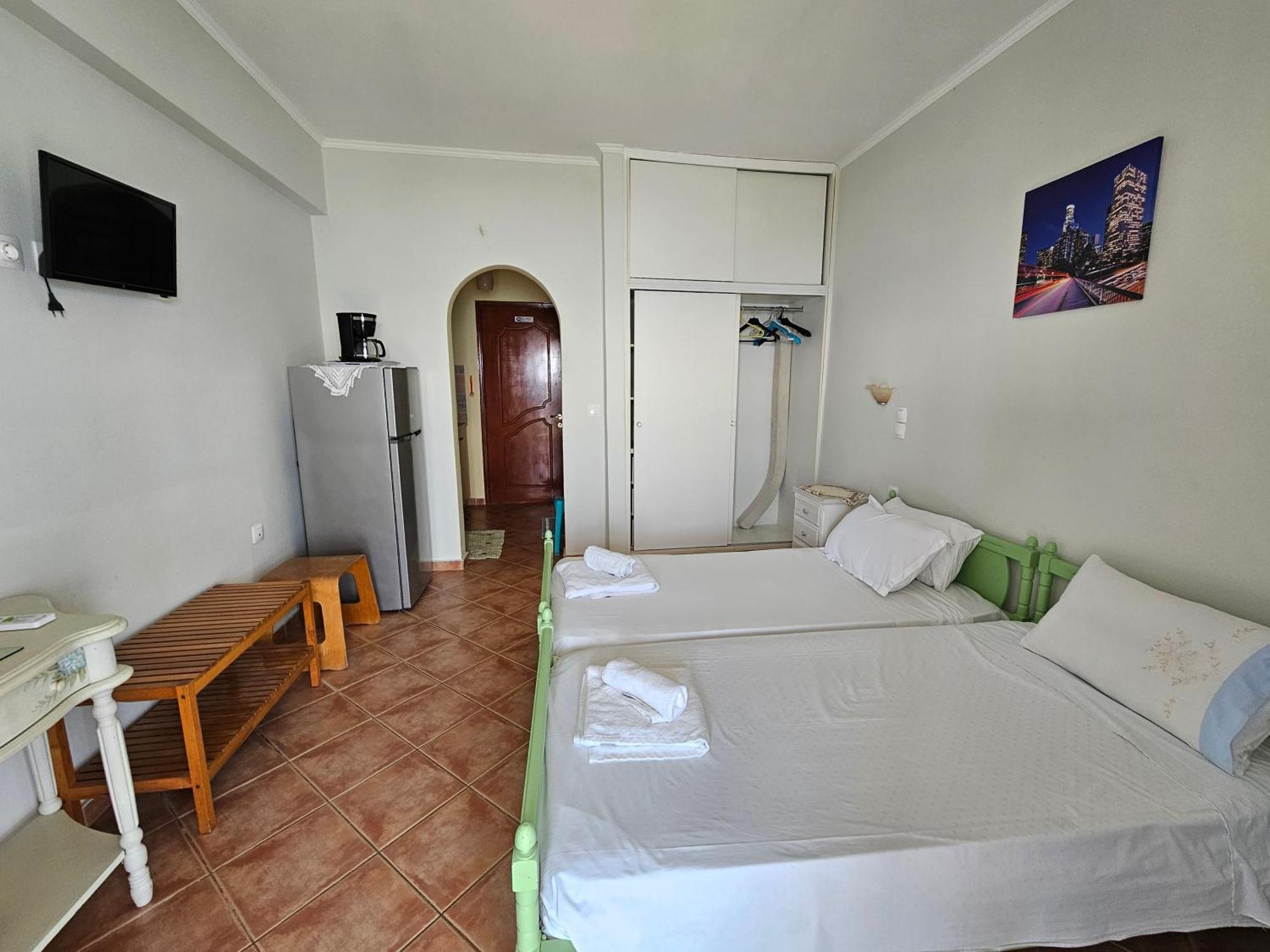 Leta Apartment *