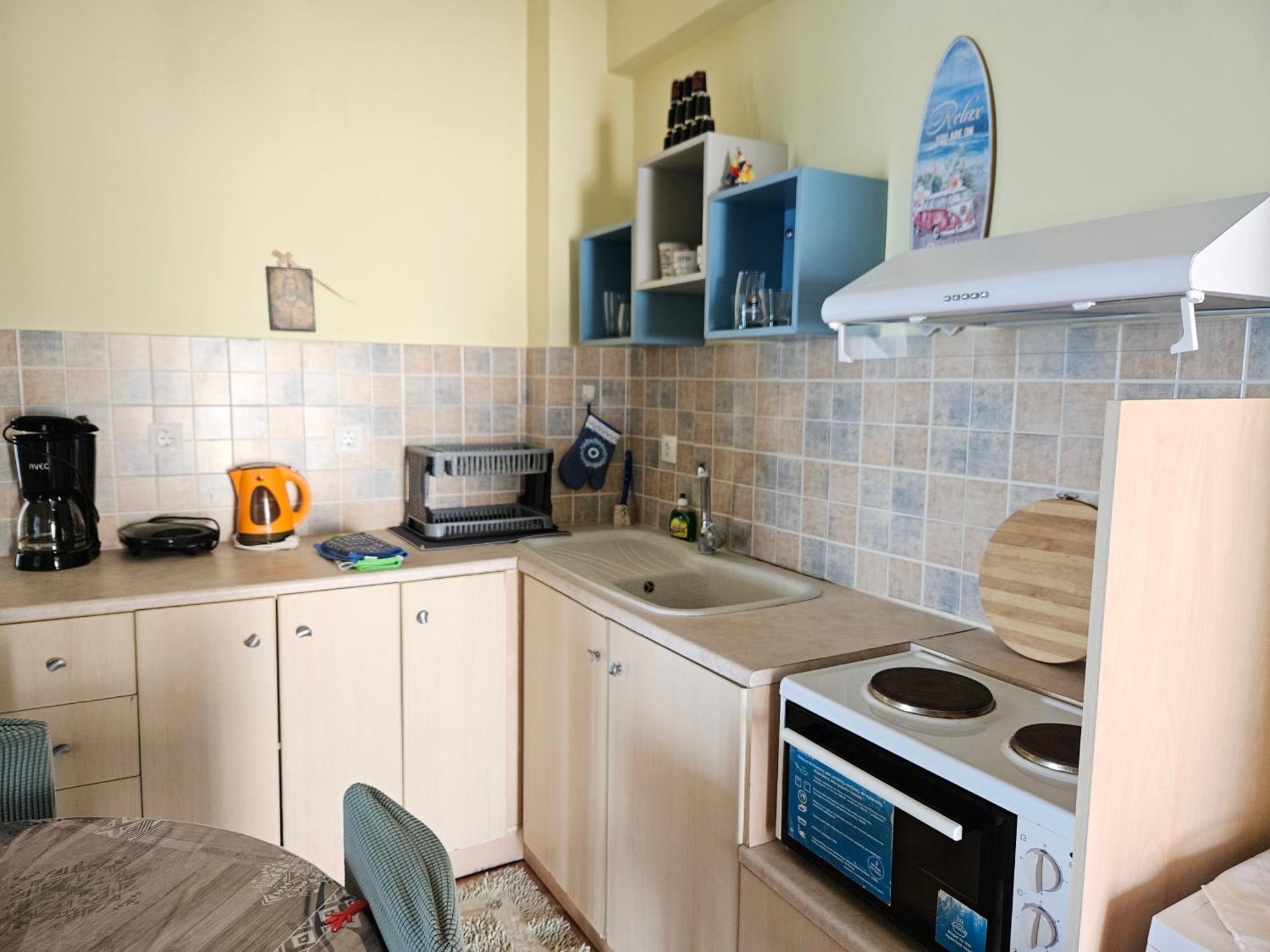 Leta Apartment *